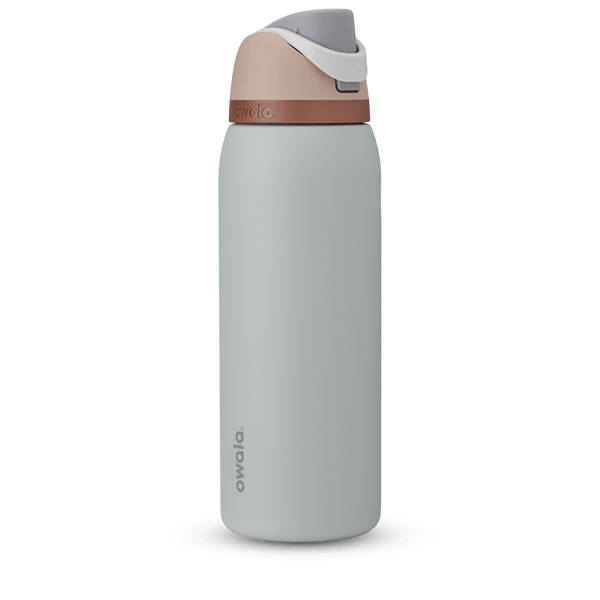 FreeSip 40oz in pale gray-blue body