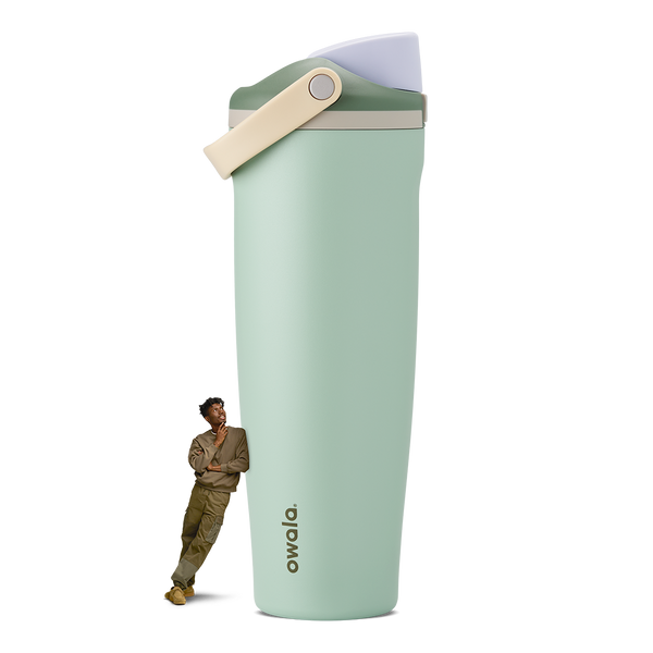 FreeSip Sway 40oz tumbler in Eucalyptus